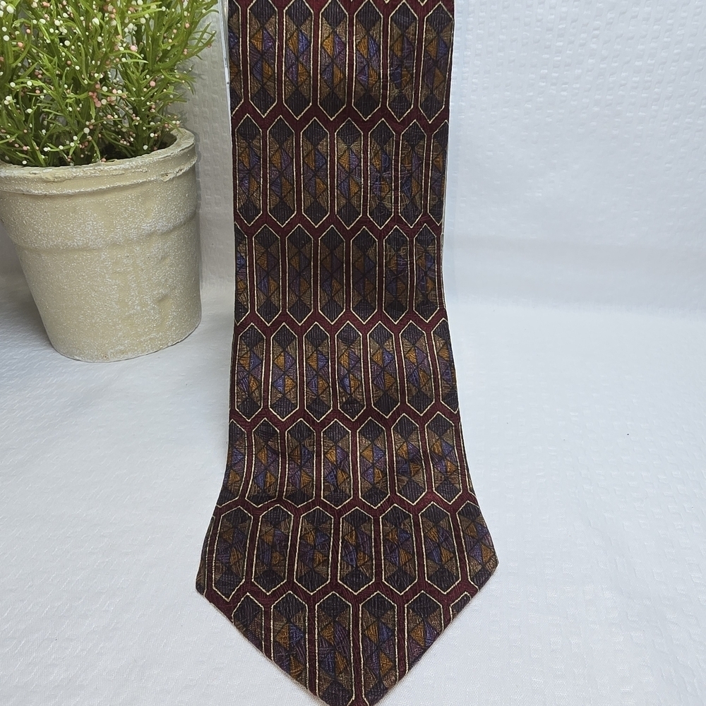 COLOURS BY ALEXANDER JULIAN MENS TIE 100% SILK, STAINED GLASS PATTERN, BLUE GOLD